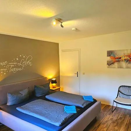 Am Selker Noor - Mit Naturpark, Privater Terrasse Und Bachlauf An Der Selker Wassermuehle Apartman Schleswig